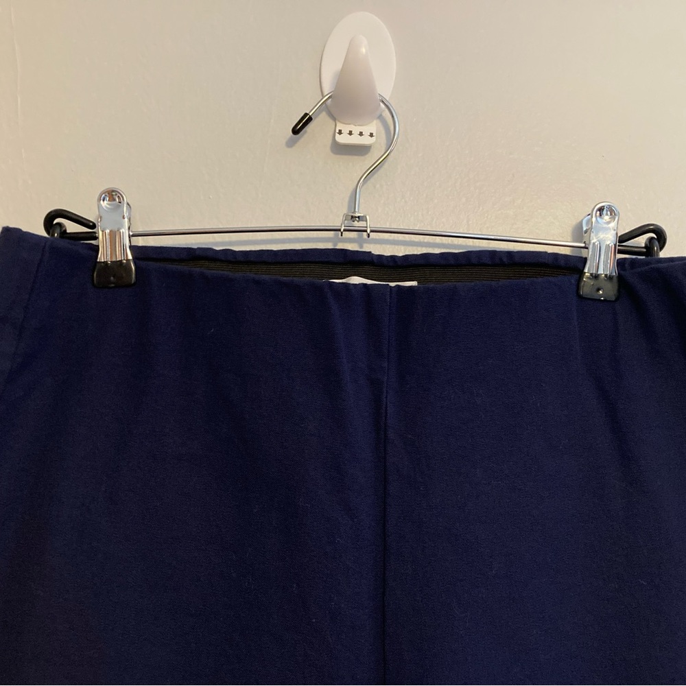 Stretch - Picture 3 of 5